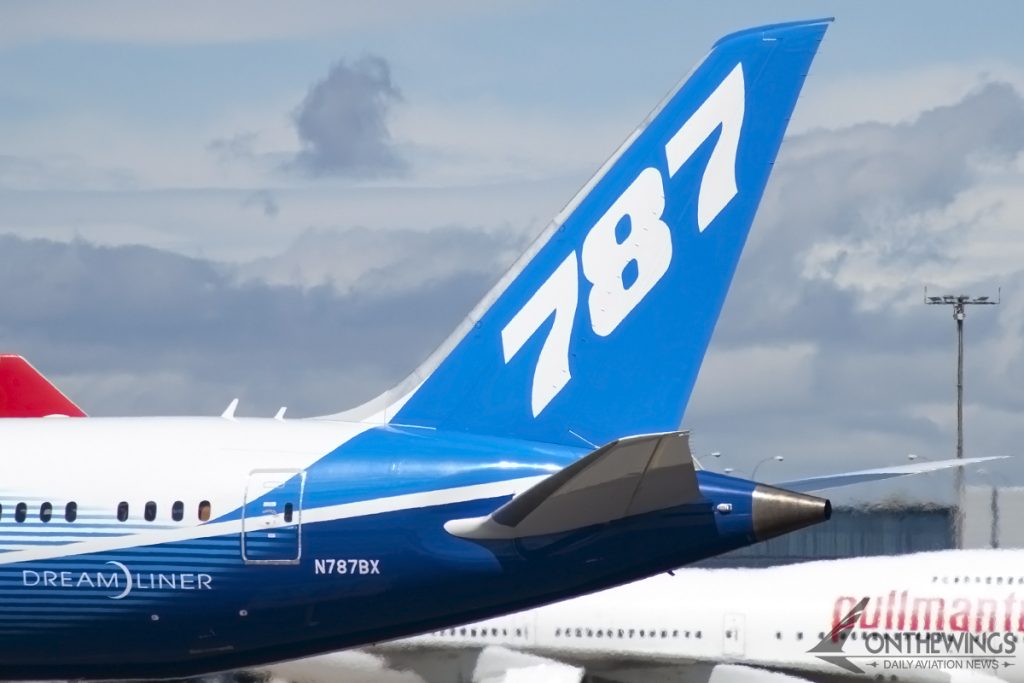 Estabilizador vertical y horizontal del B787 de Boeing