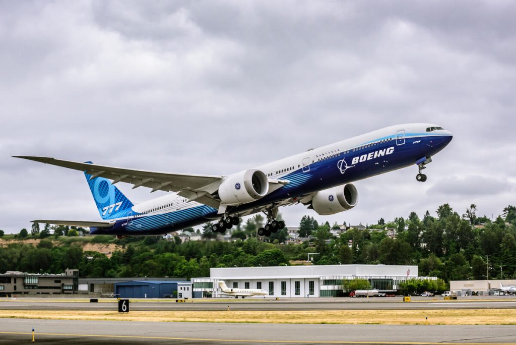 Boeing B777-9X