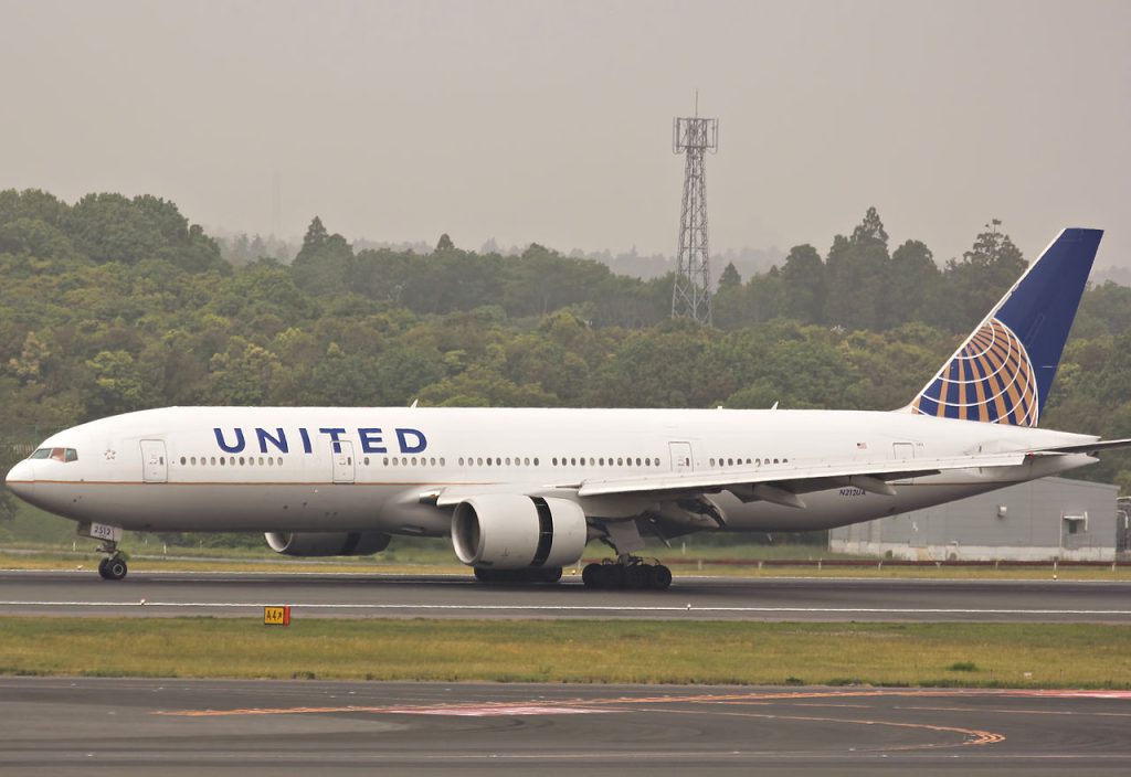 El B777-200 de United implicado en el incidente. Foto: Ikarasawa