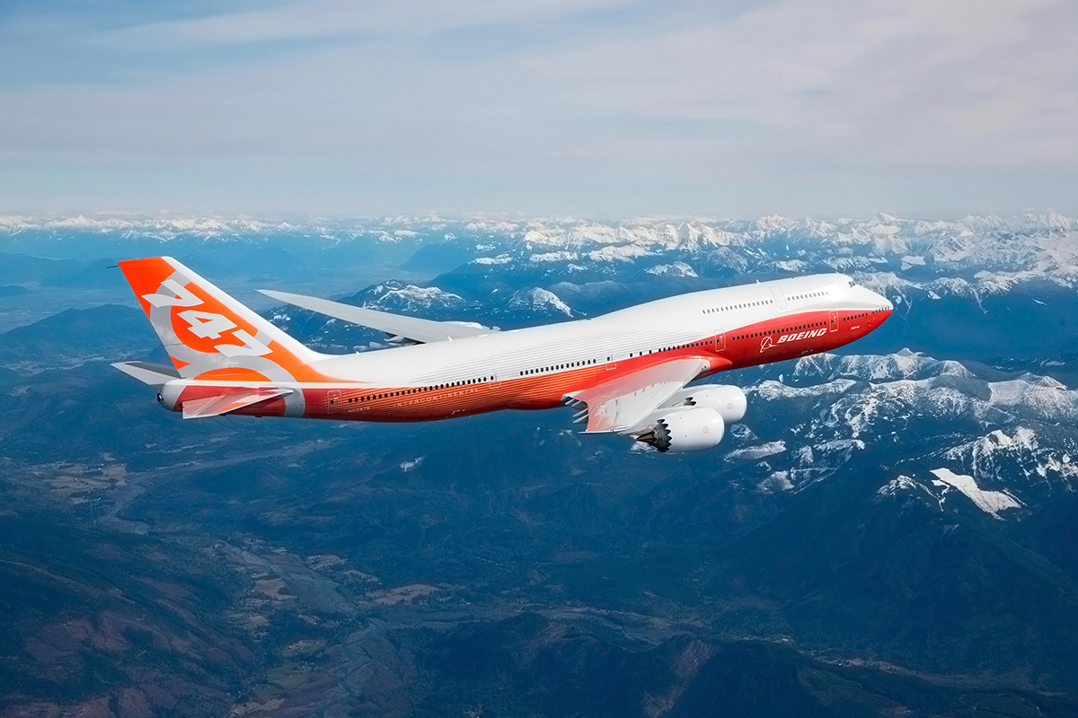 Boeing B747-8I durante uno de sus vuelos de prueba.