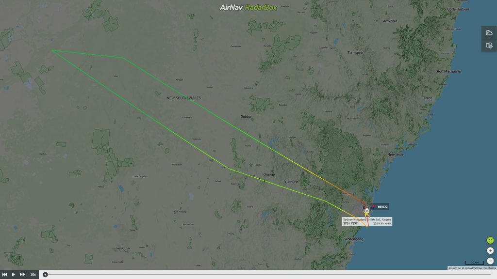 Ruta del vuelo MH122 del 14 de agosto de 2023.