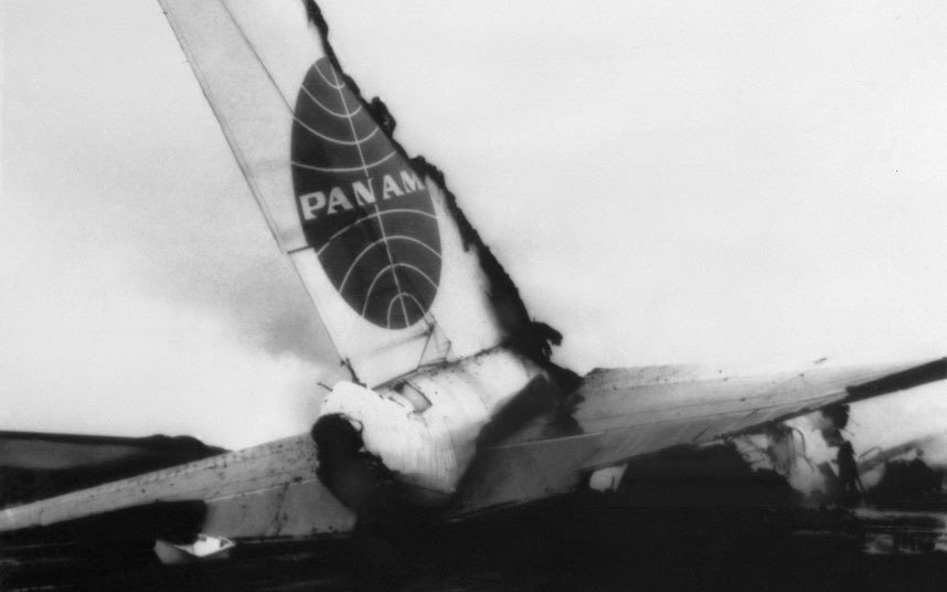 Restos del 747 en El Cairo