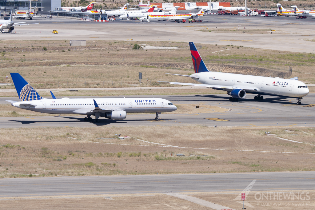 Boeing 757-200 de United y Boeing 767-400ER de Delta Air Lines