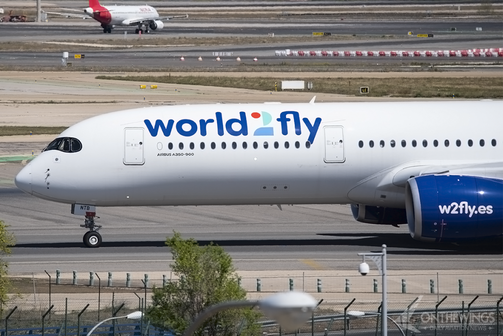 Airbus A350 de World2fly en el que se encontraban los dos policías nacionales y los dos guardias civiles