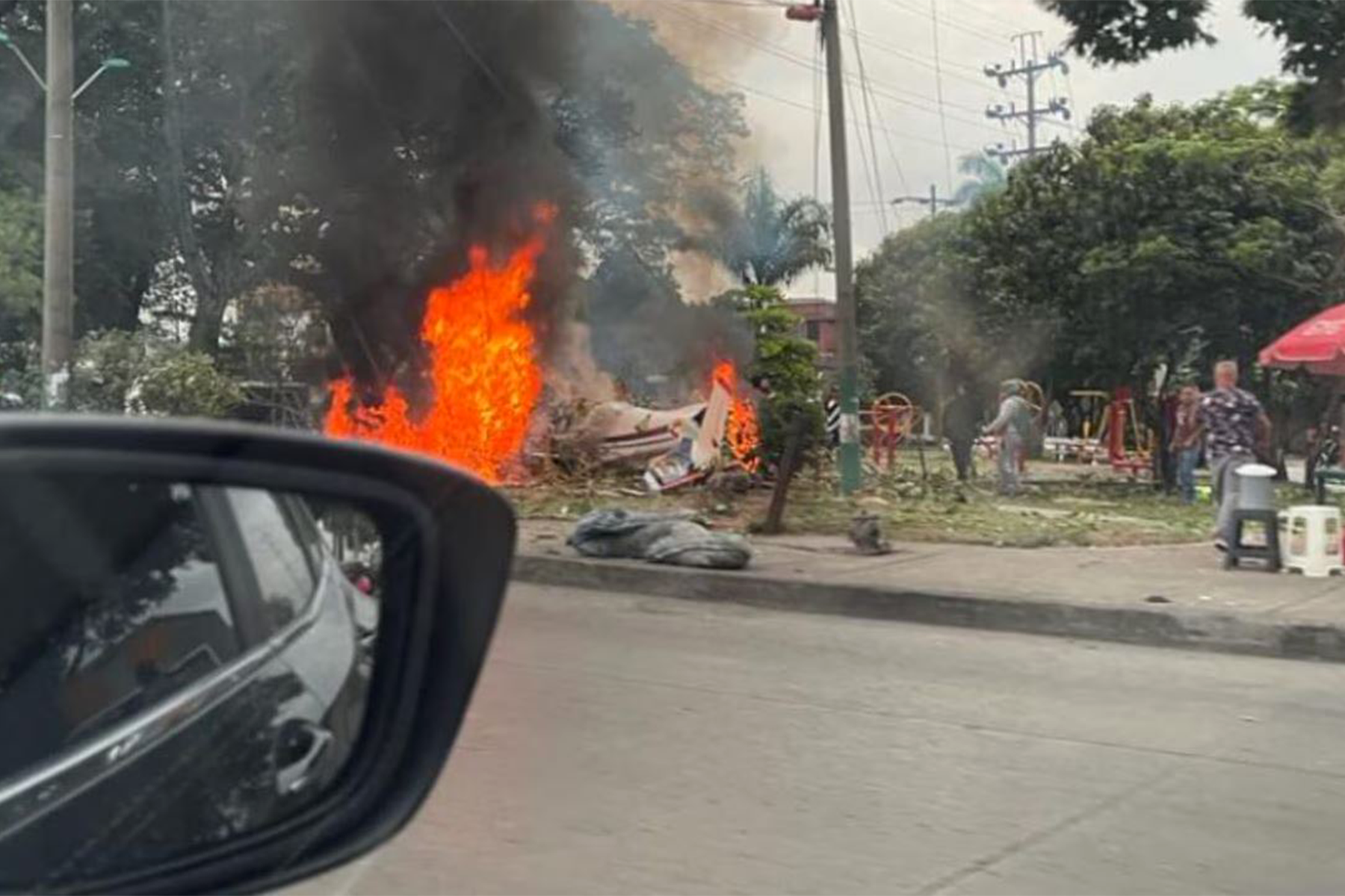 Momentos después del impacto del T-90 en Cali. Foto: Redes Sociales