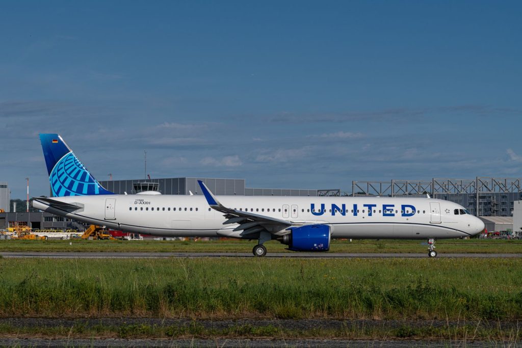 El primer Airbus A321NEO de United Airlines, aún con la matrícula de pruebas alemana. Foto: Airbus.