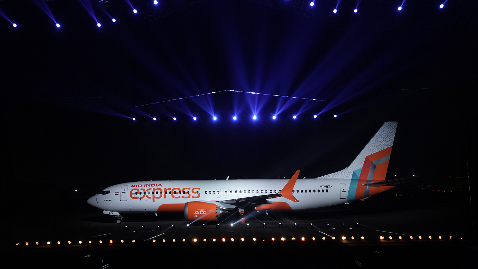 Air India desveló la nueva imagen corporativa de Air India Express en su primer 737 MAX8. Foto: Boeing