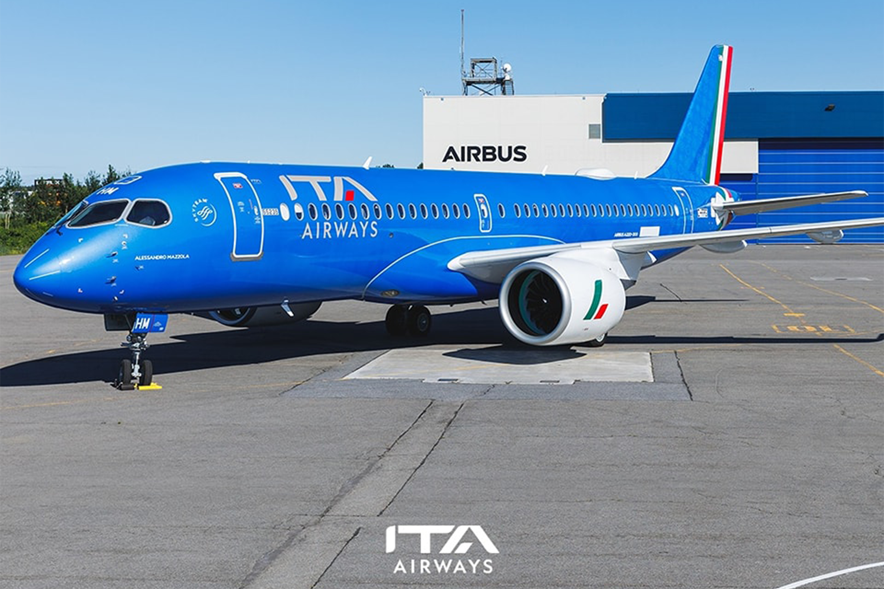 El primer A220-100 de ITA Airways poco antes de ser entregado en la factoría de Maribel, en Canadá. Foto: ITA Airways