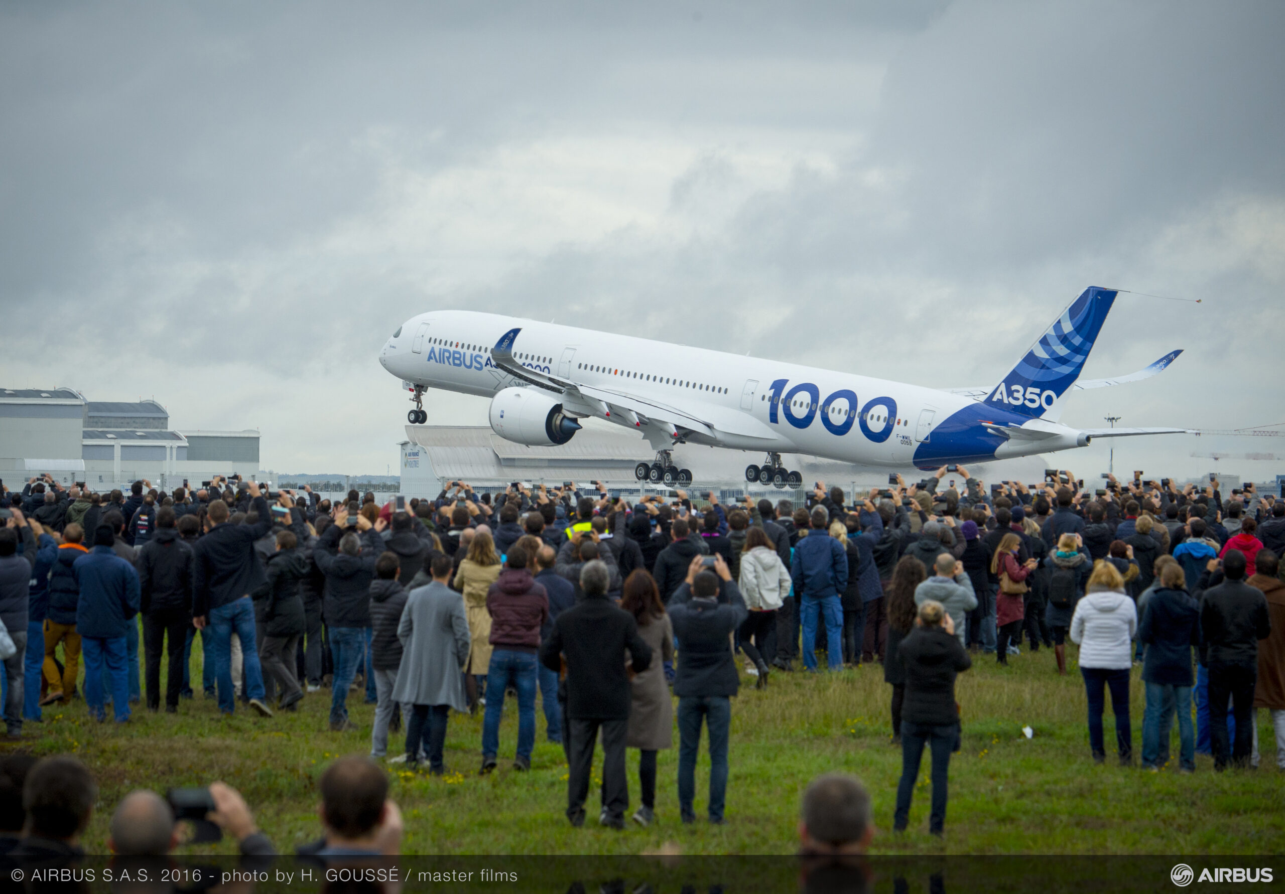 El A350-1000 despegando durante su primer vuelo de prueba. Foto a modo ilustrativo. Foto: Airbus