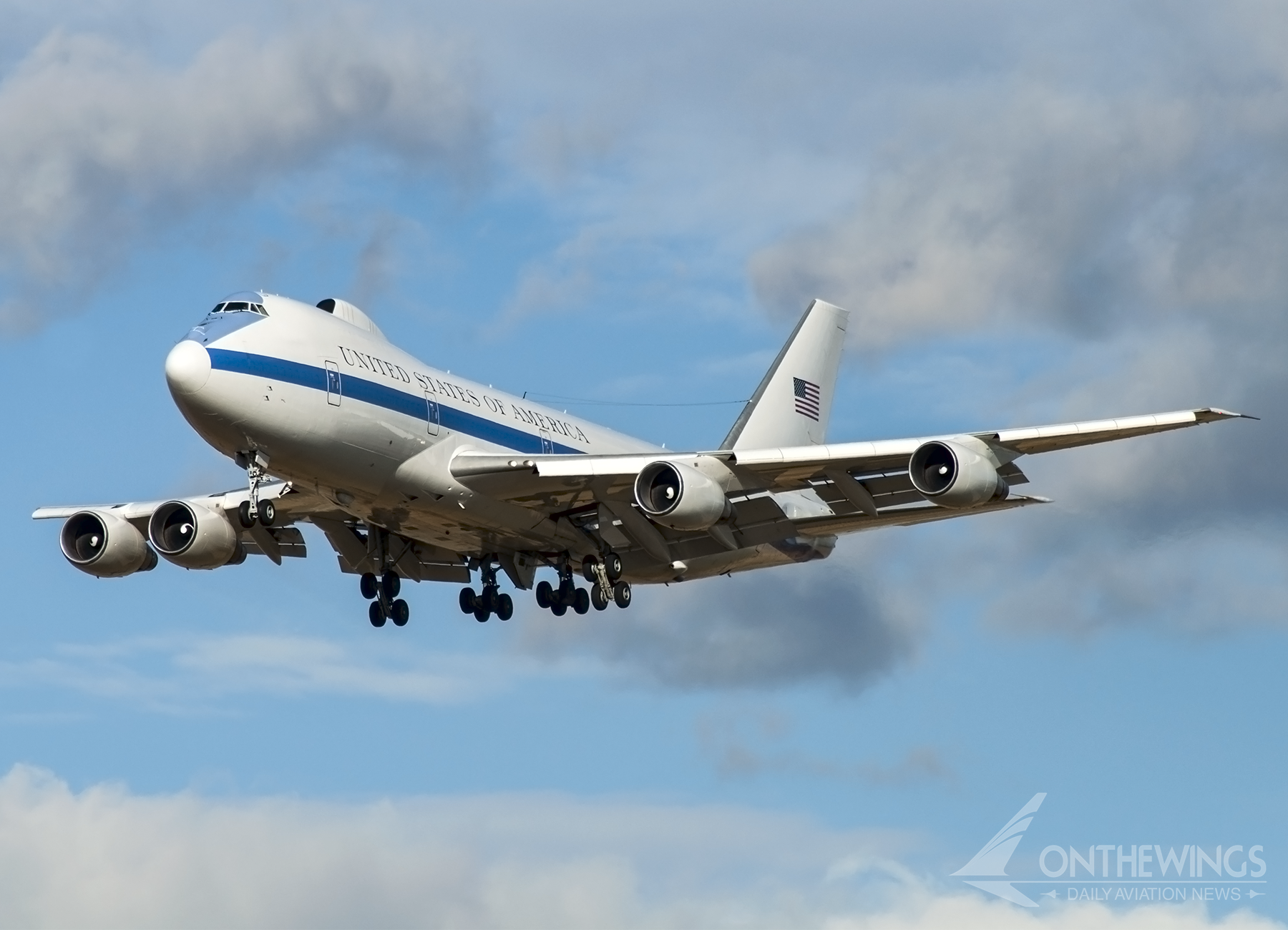 Uno de los cuatro actuales E-4B de la USAF, basados en el Boeing 747-200