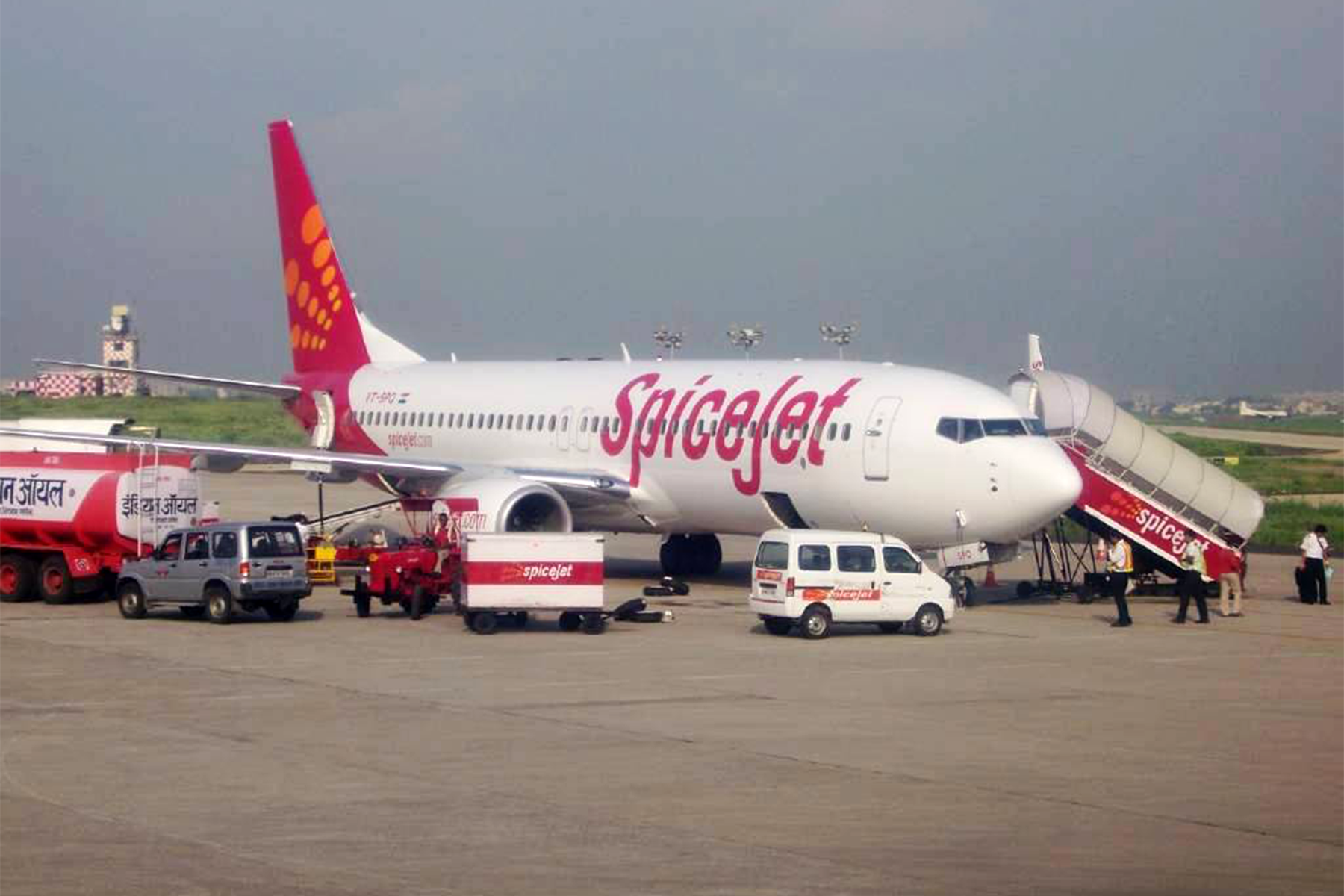 Uno de los Boeing 737-800 de SpiceJet. Foto: V. Malik