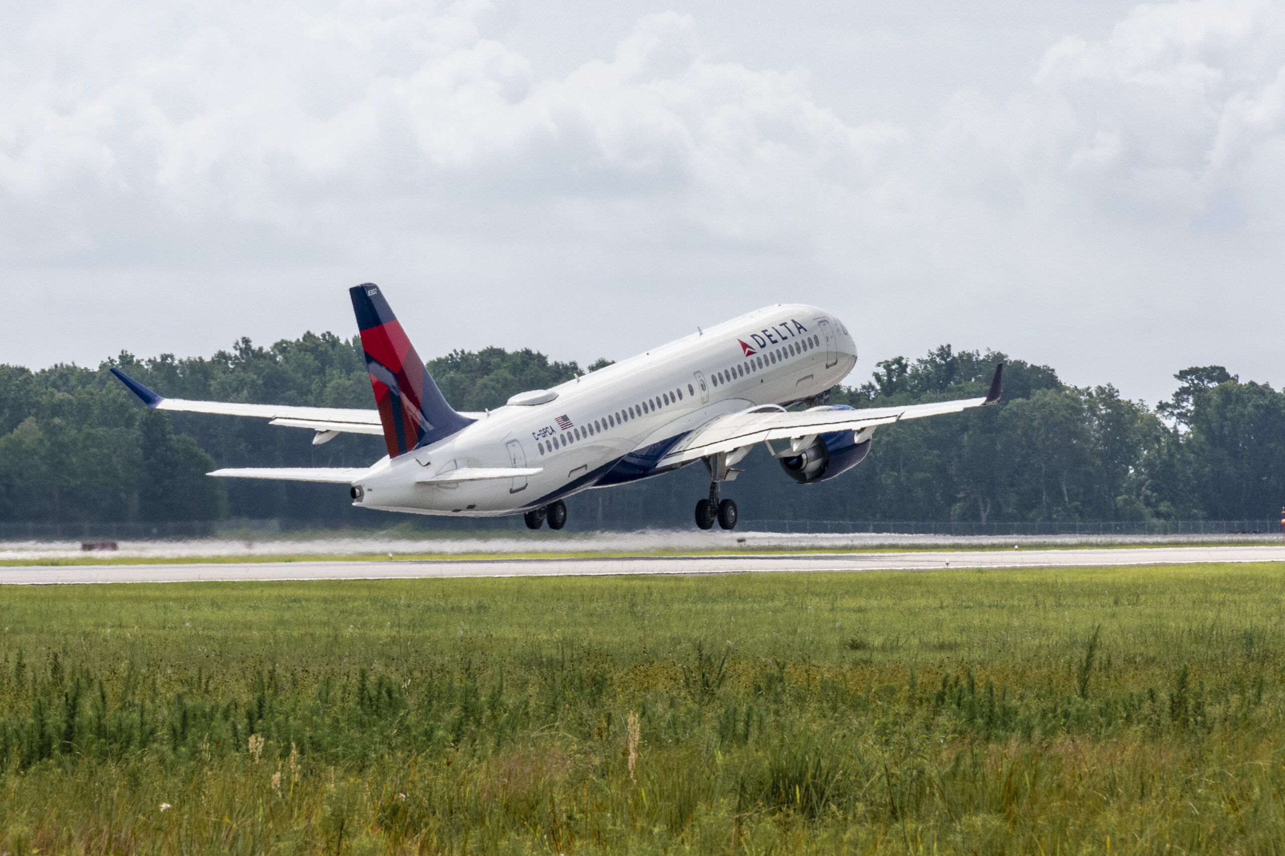 Delta también es el mayor cliente del A220-100, con casi la mitad de todos los aviones pedidos. Foto: Tad Denson - Airwind / Airbus