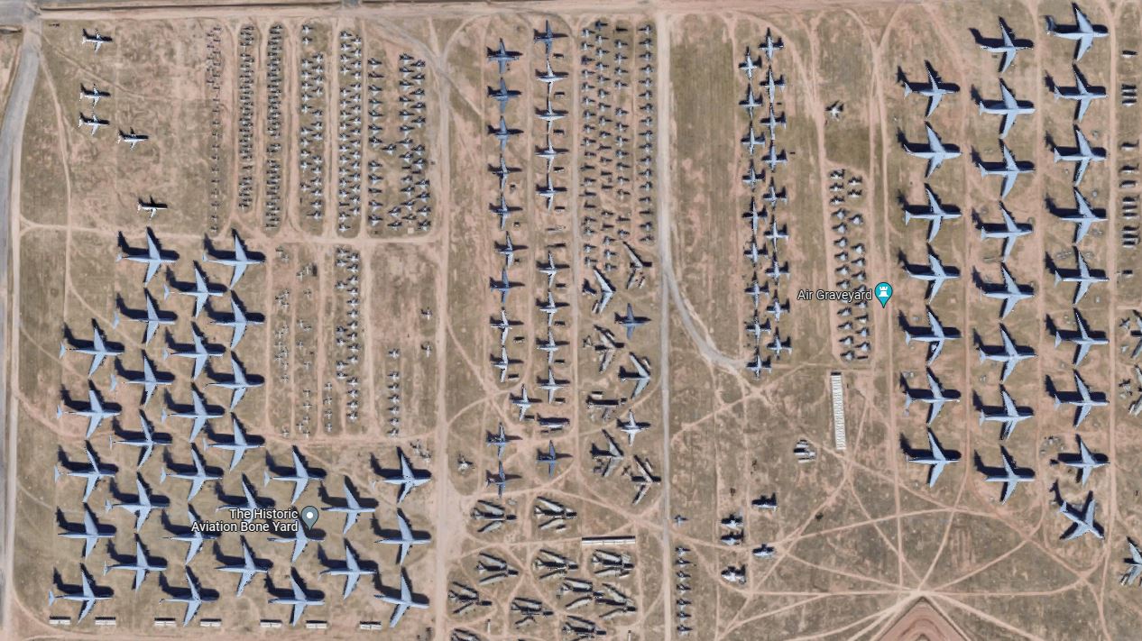 La mayoría de los C-5 Galaxy que están almacenados se pueden recuperar rápidamente para su uso. Foto: Google Maps.